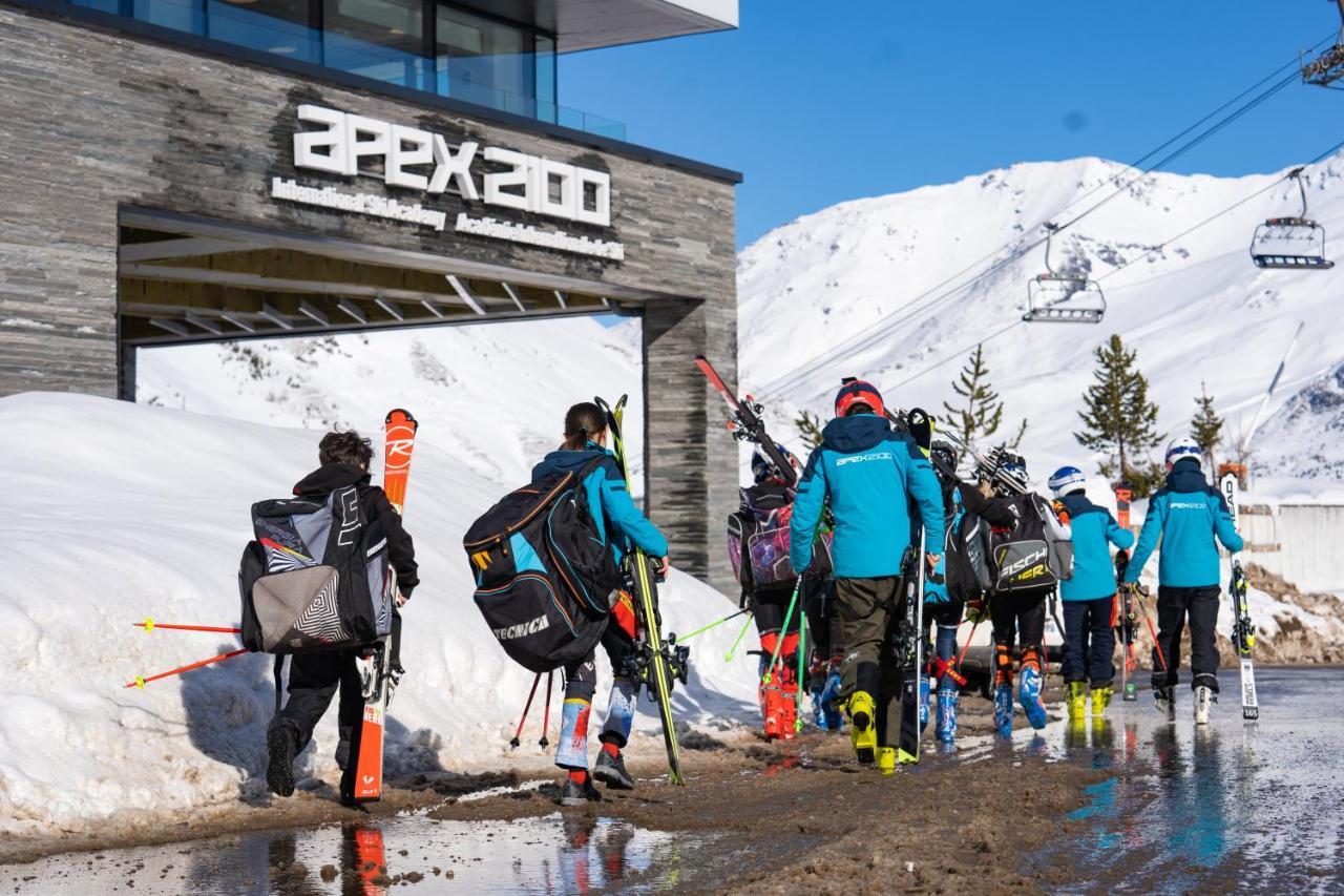 Apex2100 International Ski Academy Tignes Exterior foto